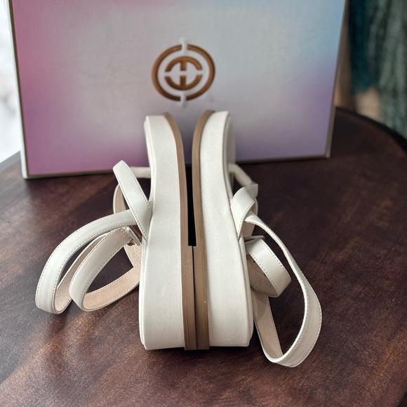 Cecelia New York Kara Sandals - Picture 8 of 16